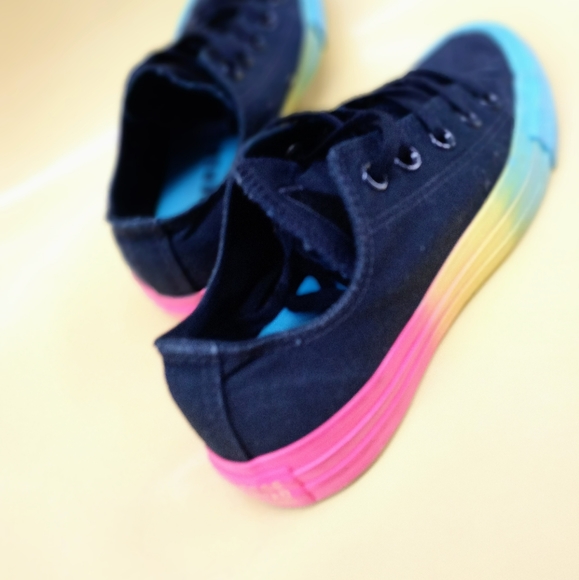 $ALE!!! Converse Chuck Taylor All Star Rainbow Ice - Picture 6 of 8
